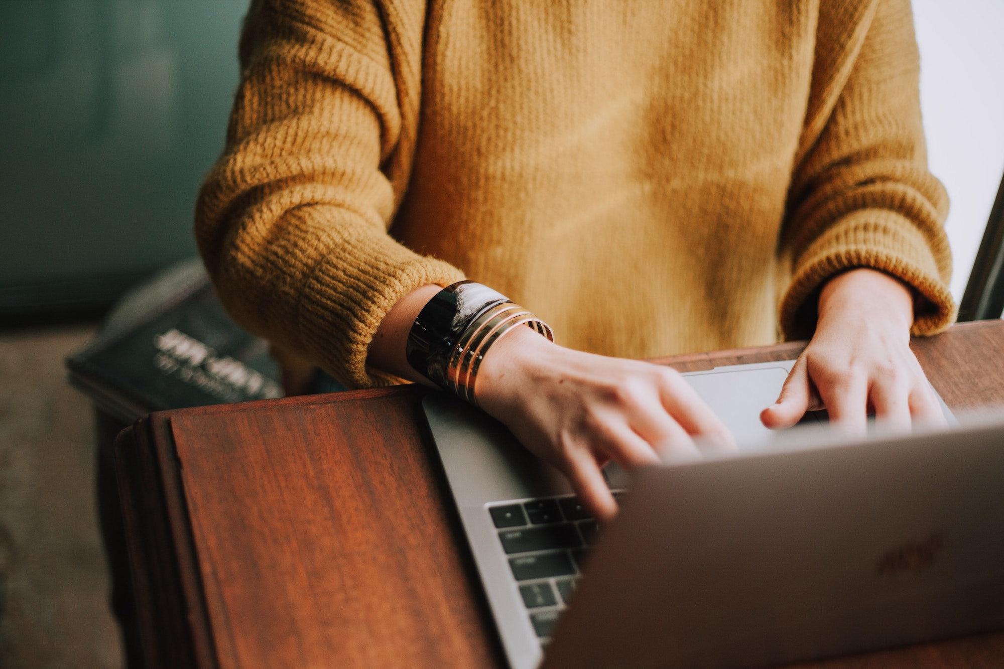 Employee evaluating RSUs
