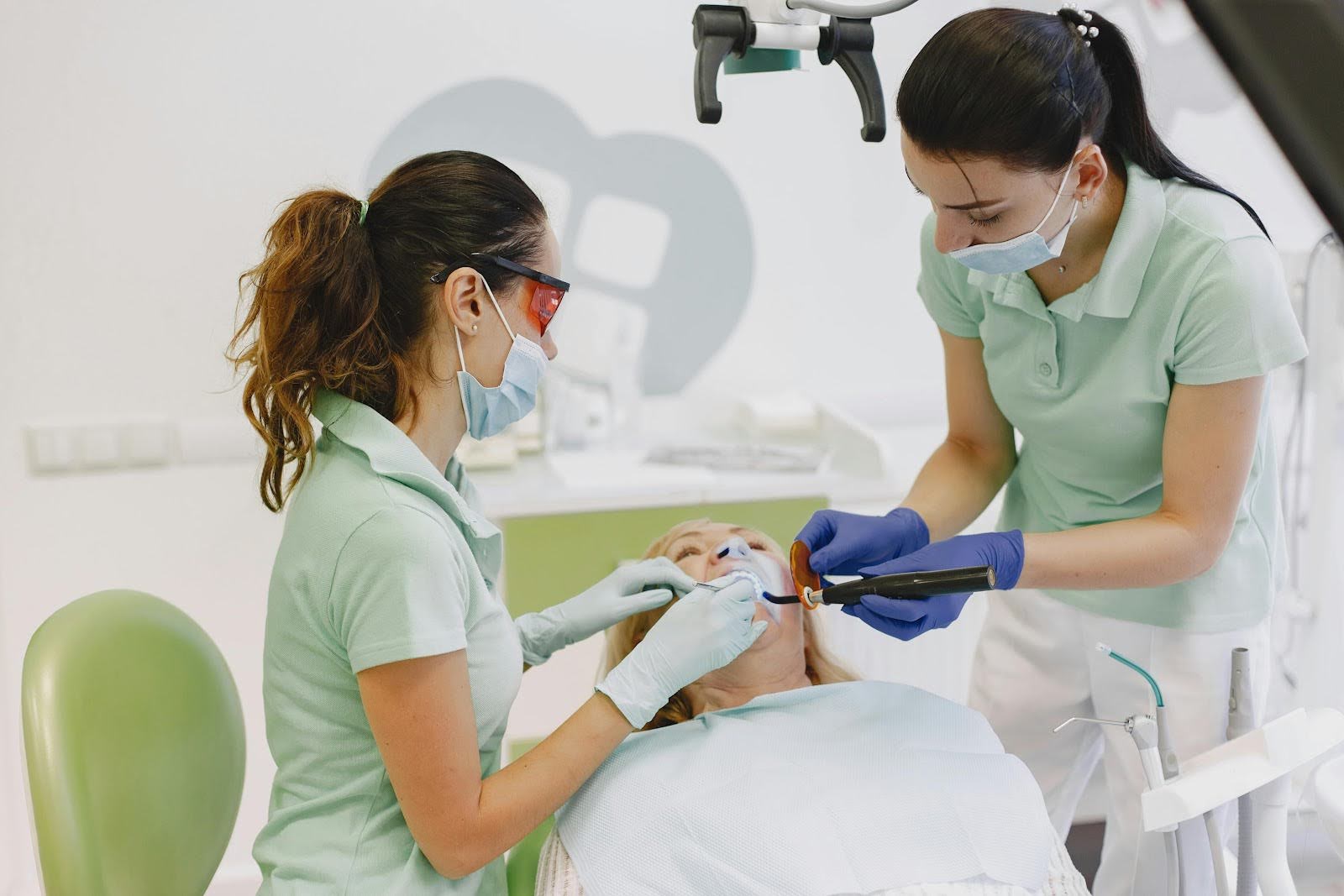 dentists at work